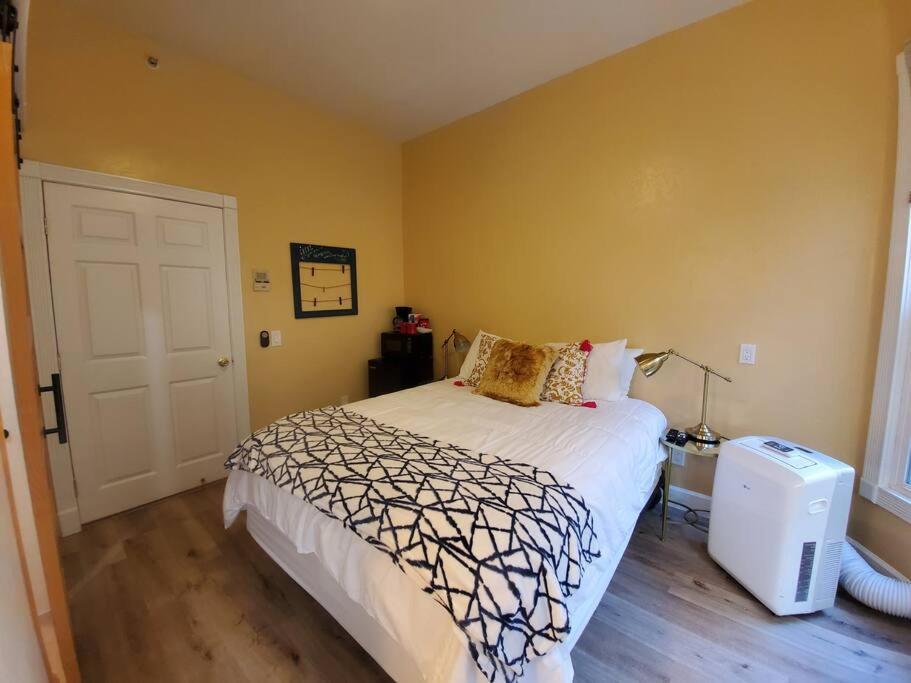 Centrally Located Studio And Cozy Place Perfect For Travelers And Couples! Located In San Diego Downtown! Perfect For Your Quick Getaway! Apartman Kültér fotó