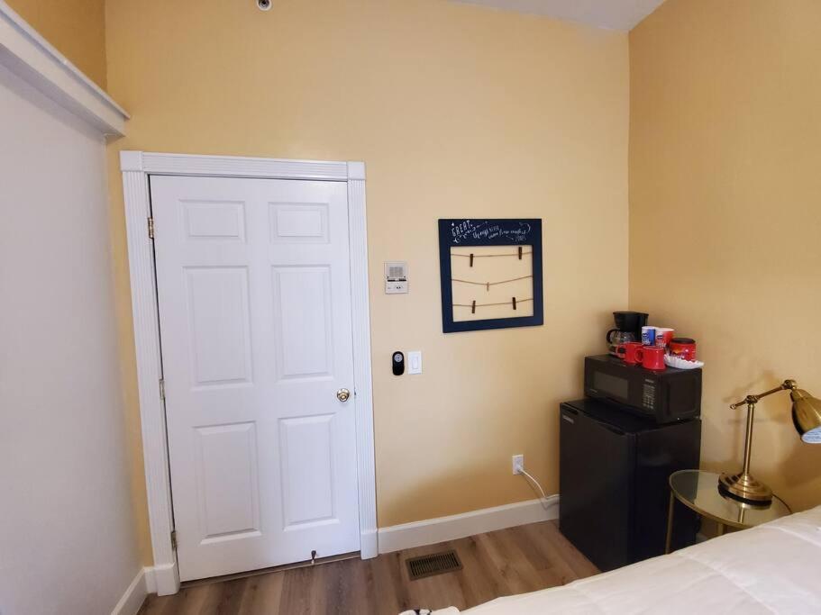 Centrally Located Studio And Cozy Place Perfect For Travelers And Couples! Located In San Diego Downtown! Perfect For Your Quick Getaway! Apartman Kültér fotó